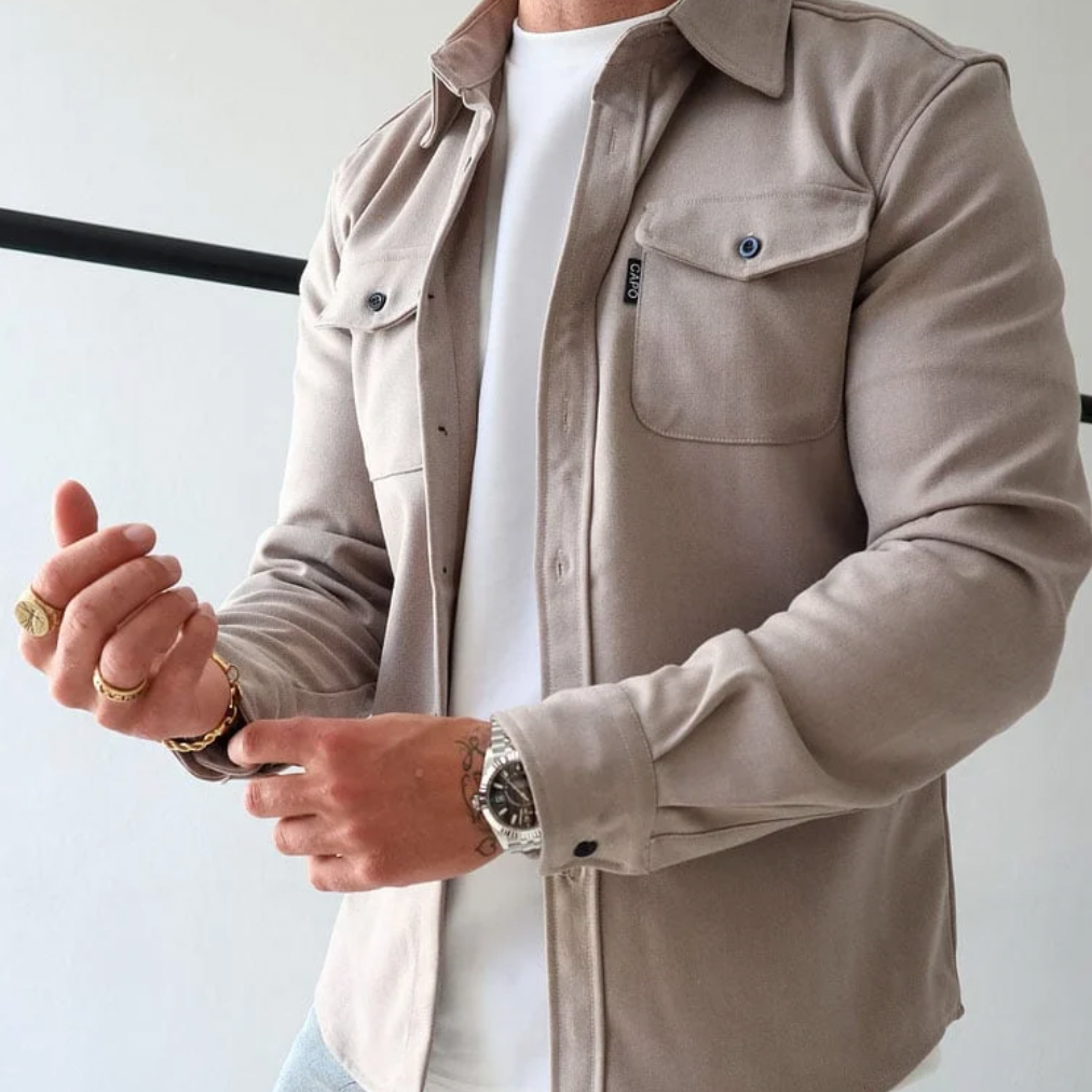 KAY - Chemise pour homme élégante. Un design moderne pour toutes les occasions.