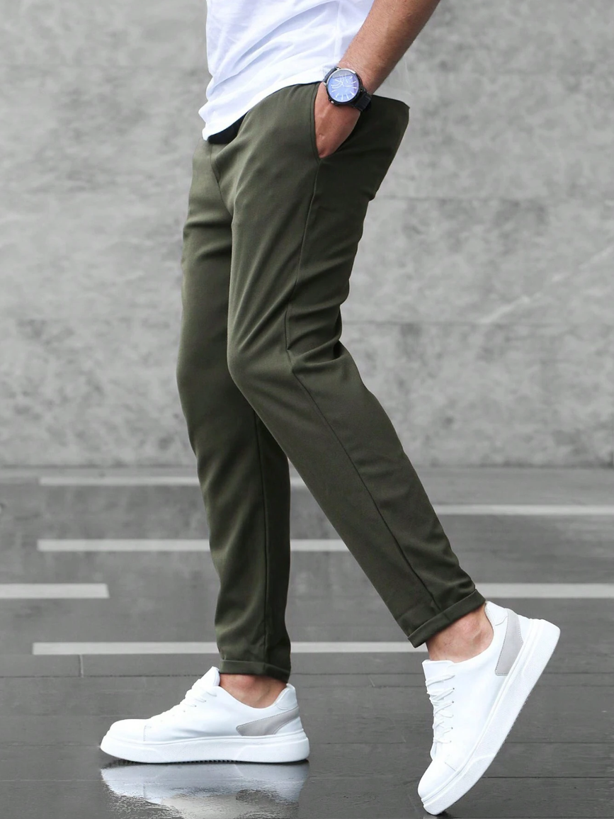Pantalon stretch pour homme : confortable et élégant