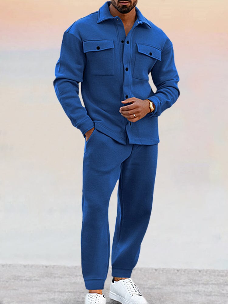 Ensemble deux pièces athleisure pour homme composé d'une chemise à boutons et d'un pantalon